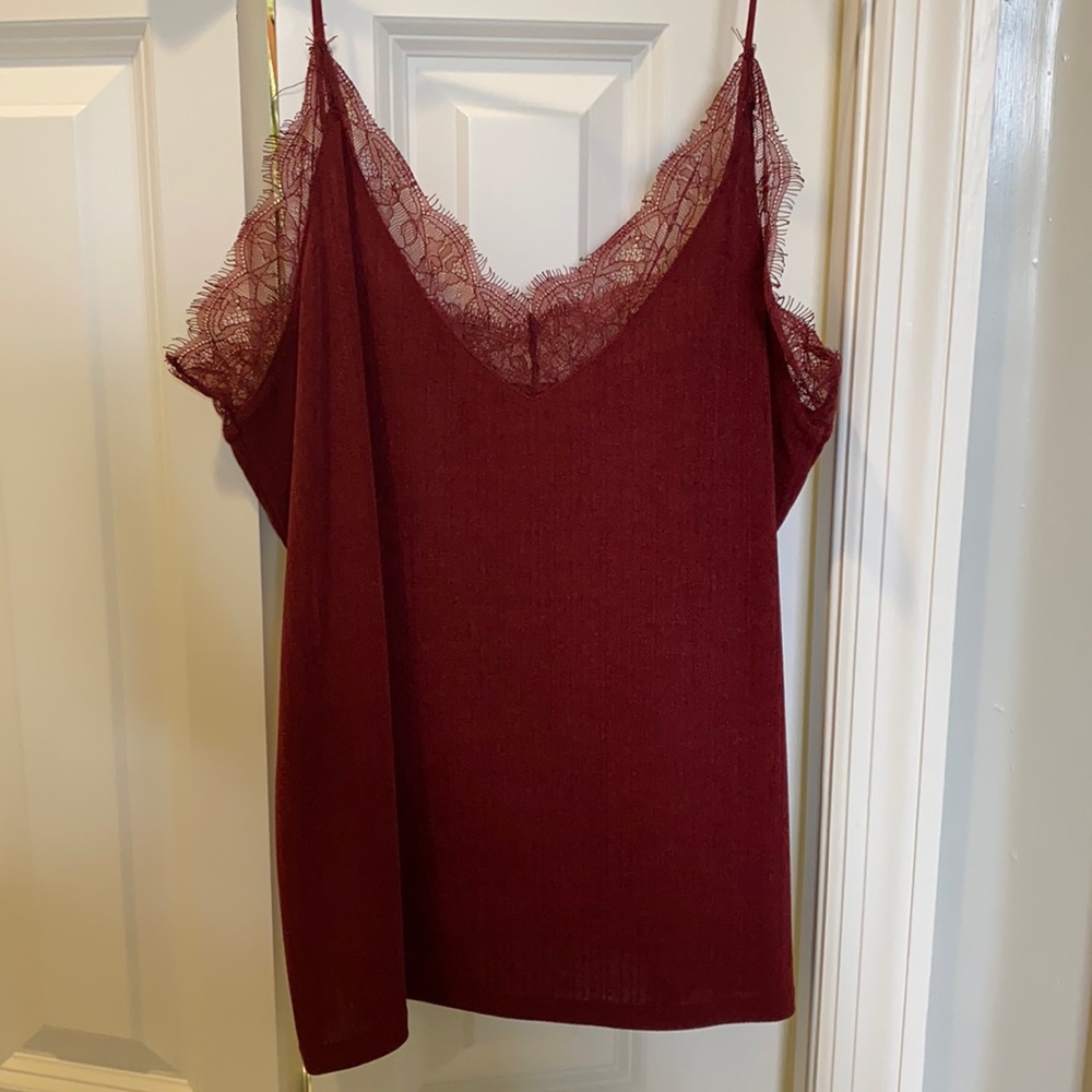 H&M lace detail tank